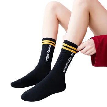 Хлопчатобумажные Вязаные Длинные носки в полоску, однотонные носки в стиле Харадзюку, Ретро, черные, белые, для экипажа, Милые носки для японских старшеклассниц